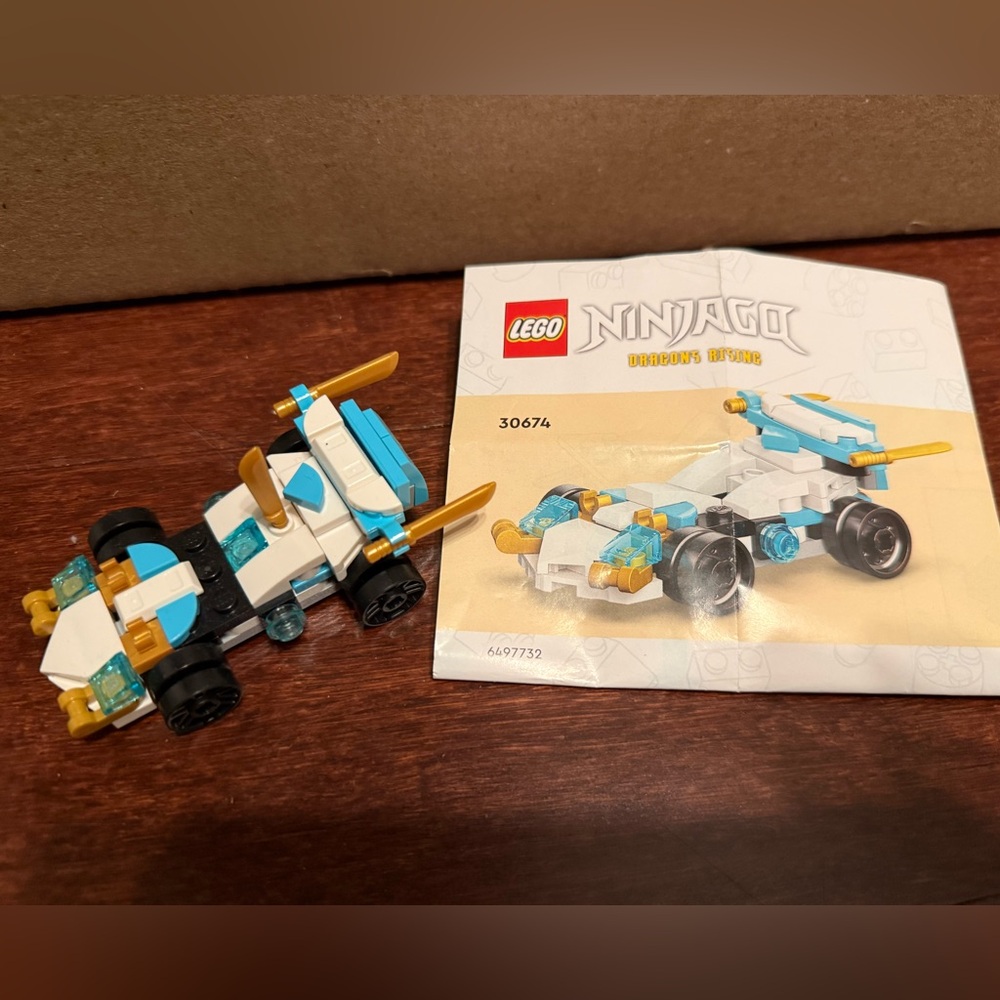 LEGO Ninjago White and Blue Racing Car 30674